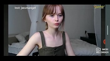 Cute innocent teen teasing in webcam хвидеос порно смотреть