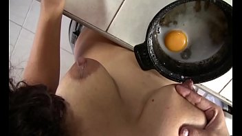 Beautiful Milk-Filled Breasts хвидеос порно смотреть