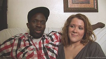 Interracial homemade couple shows their skills on camera хвидеос порно смотреть