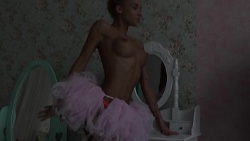 Blonde babe Julia Reutova arousing us in this erotic HD video хвидеос порно смотреть